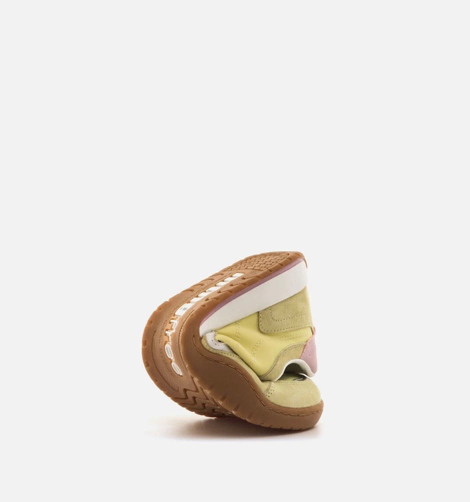 Deportivo Barefoot mujer Mustang free orbit amarillo mantequilla