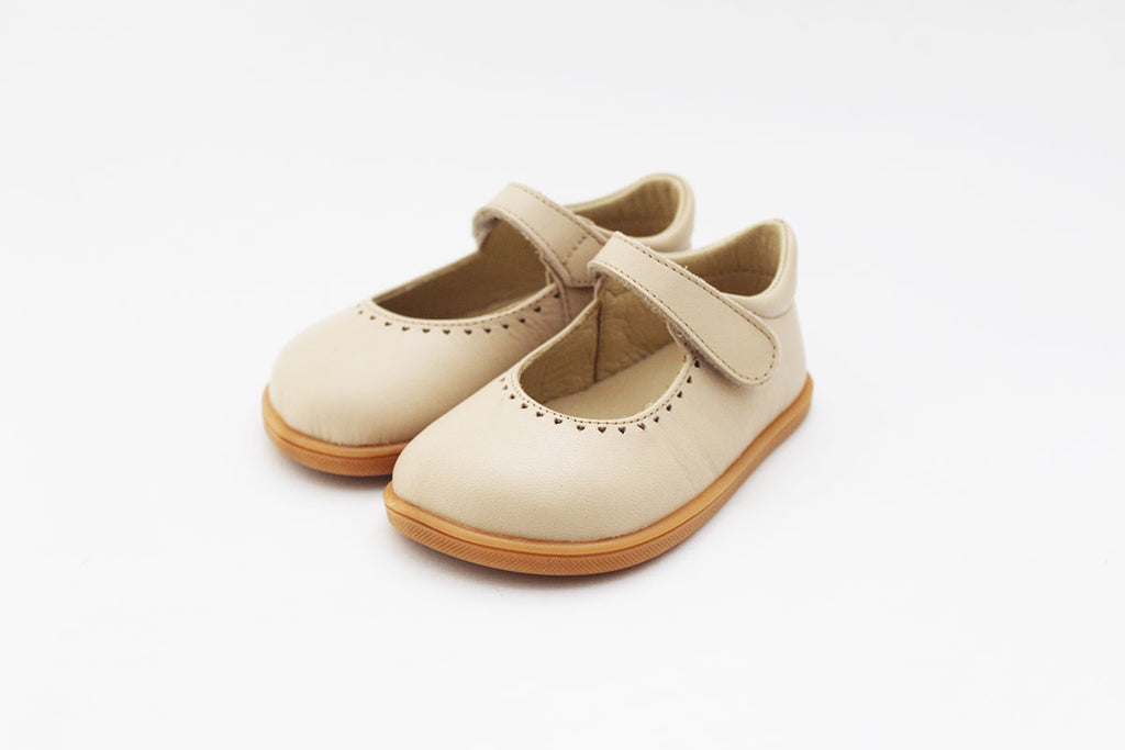 Merceditas Barefoot niña Arena Delhi Blanditos