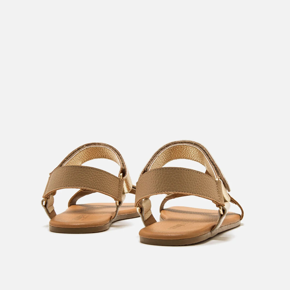 Sandalia Barefoot Mustang Cleo Oro