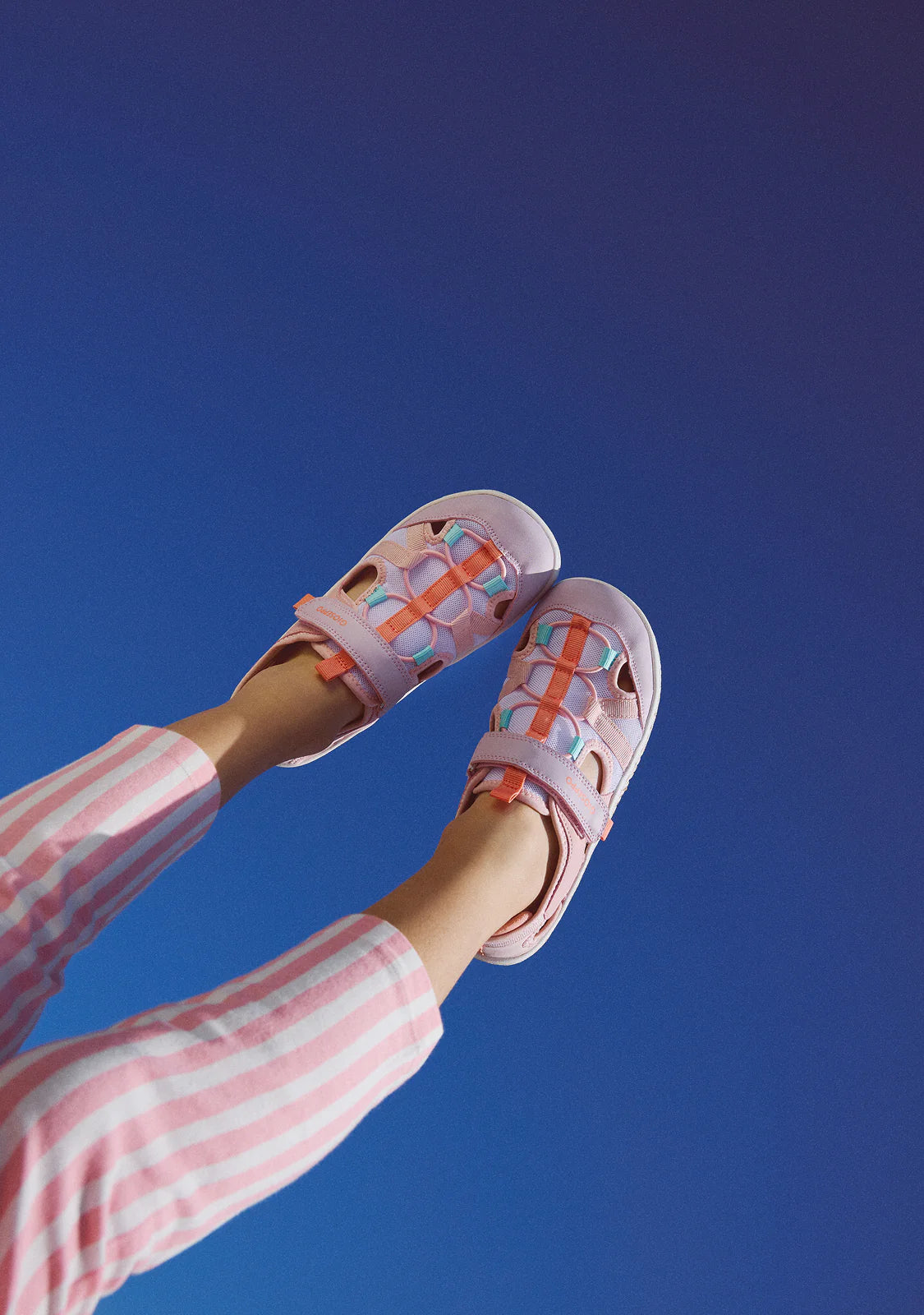 Cangrejeras Barefoot Gioseppo modelo Calabar