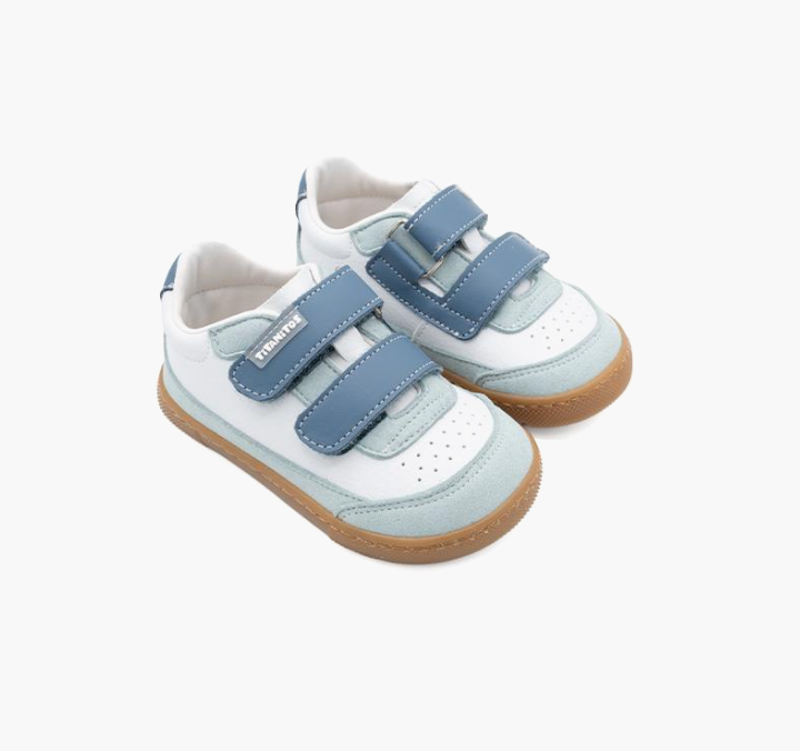 Deportivo Niño Barefoot Titanitos Celeste