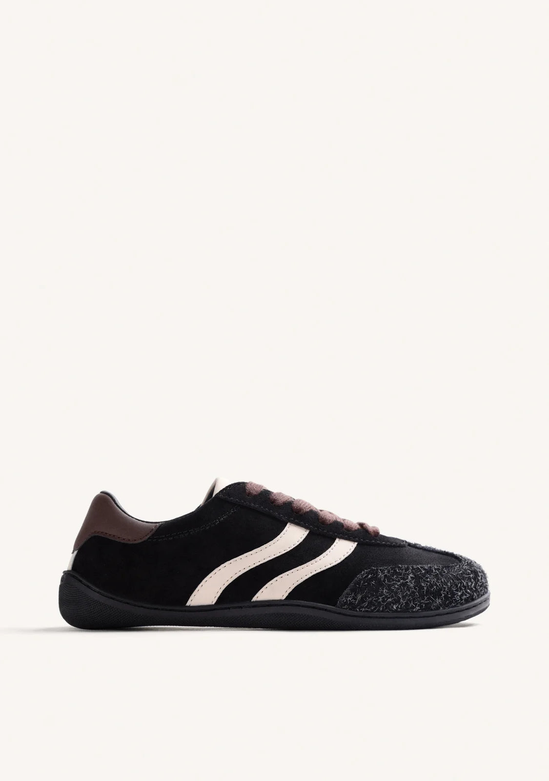 Zapatilla Barefoot Gioseppo Negro Piel Serraje